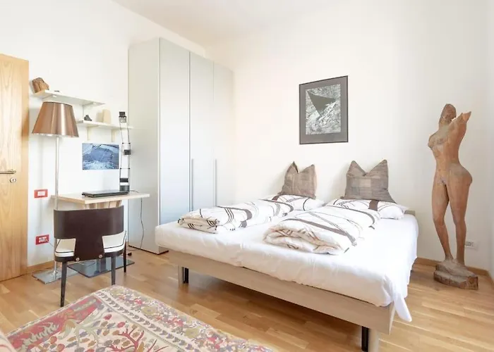Victoria Apartment