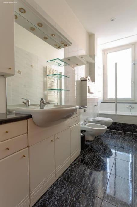 Victoria Apartment *